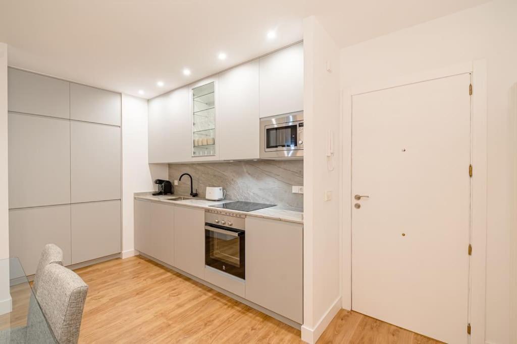 Gran Via VI Calle Jacometrezo 2Br 2Bh Lejlighed Madrid Eksteriør billede