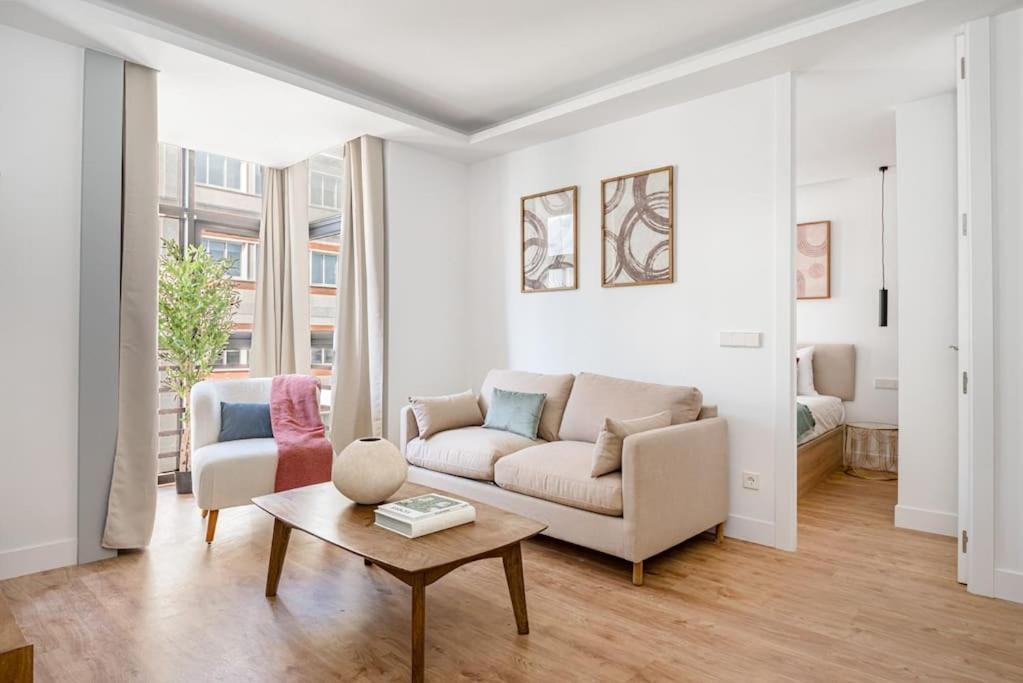 Gran Via VI Calle Jacometrezo 2Br 2Bh Lejlighed Madrid Eksteriør billede